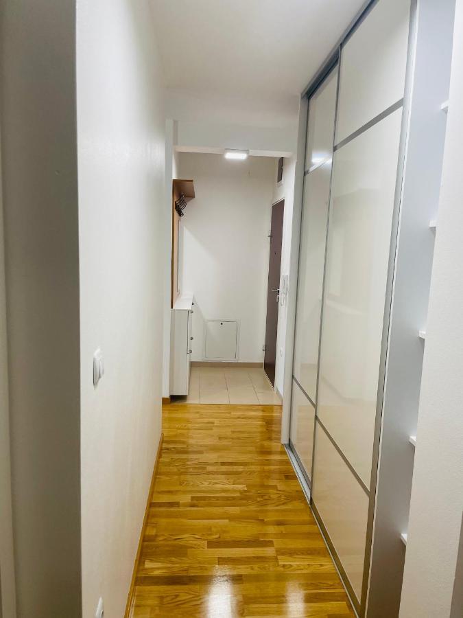 Apartman M&M โดโบย ภายนอก รูปภาพ